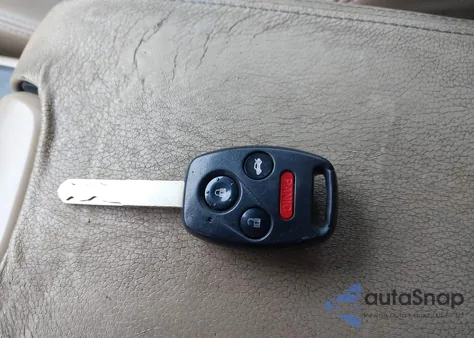 2010 Honda Accord 2.4 Ex-L from USA, damaged, VIN 1HGCP2F84AA137120